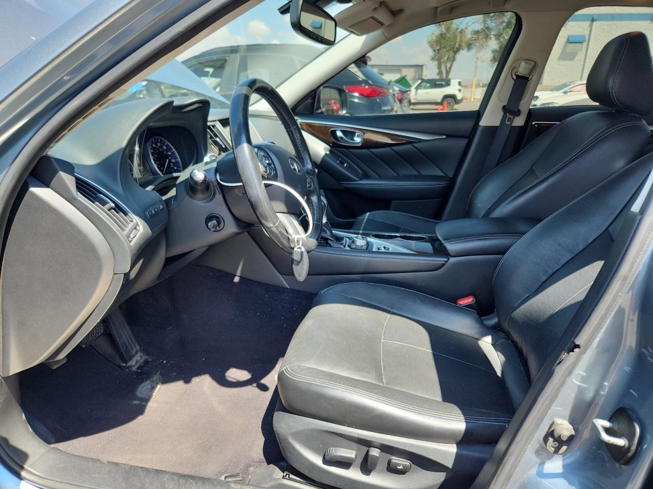 2016 Infiniti Q50 Premium - Image 7