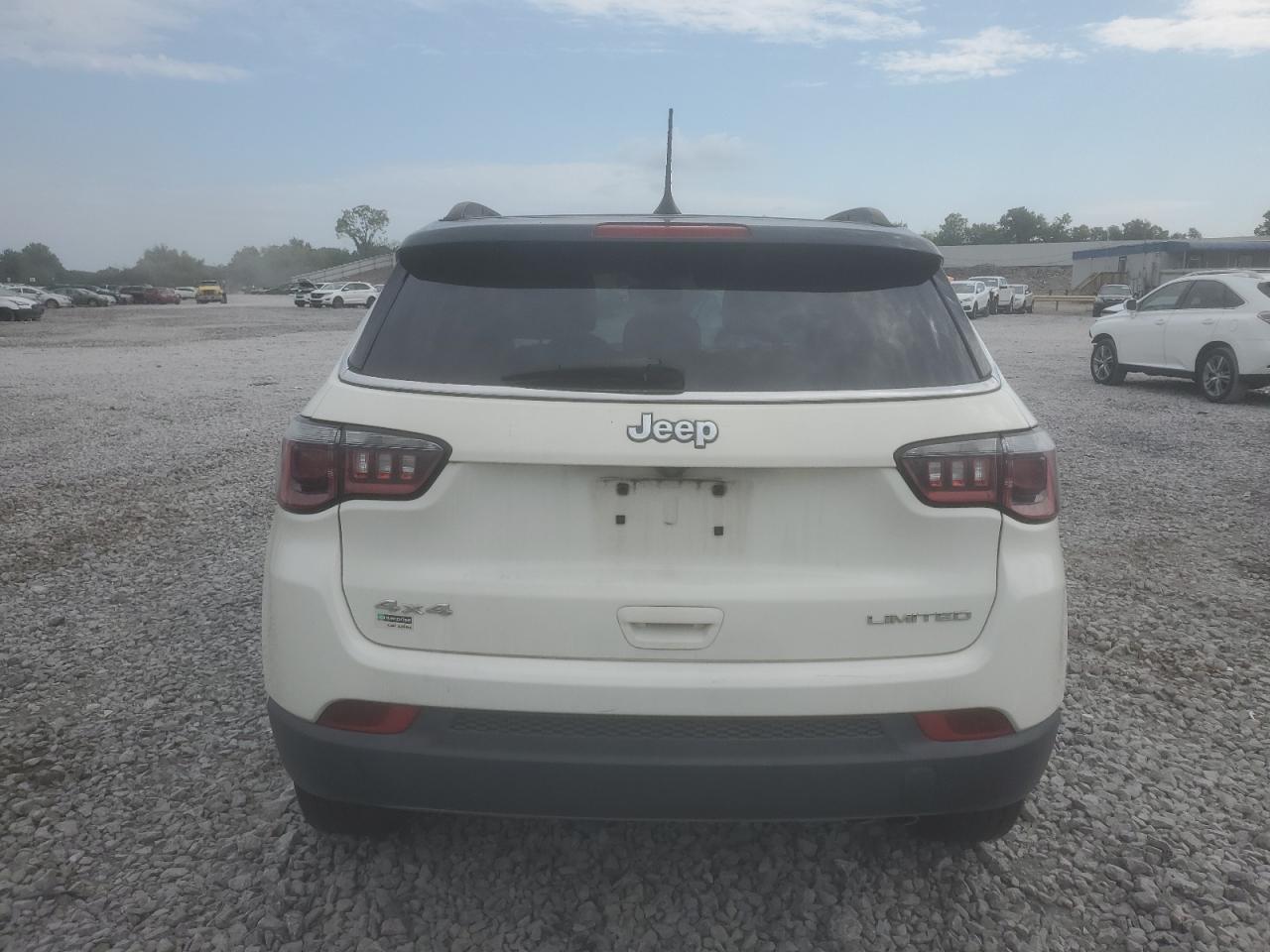 2017 Jeep Compass Limited - Image 6