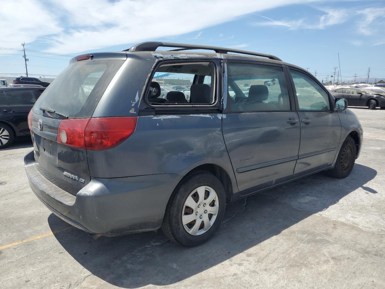2007 Toyota Sienna Ce - Фото 3