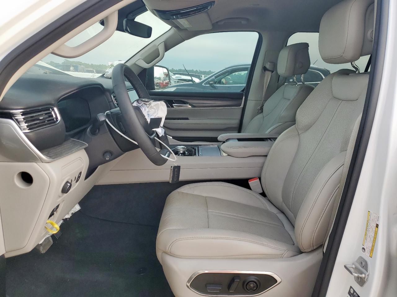 2023 Jeep Wagoneer L Series Ii - Фото 7