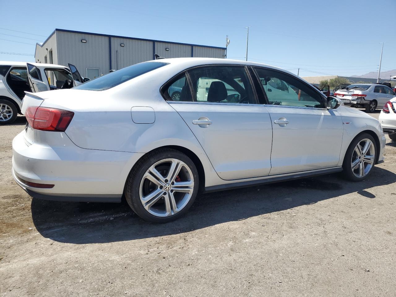 2016 Volkswagen Jetta Gli - Фото 3