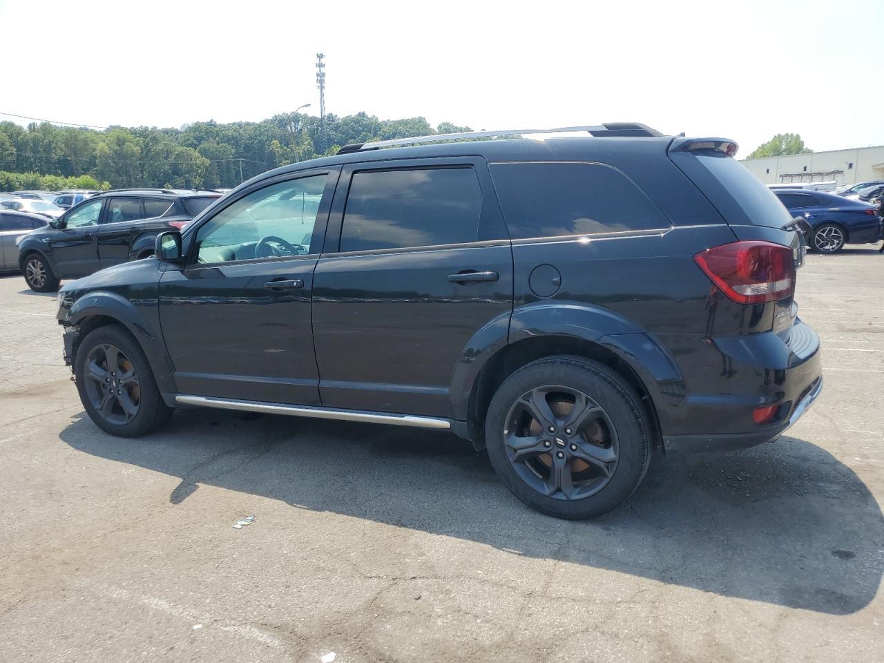2019 Dodge Journey Crossroad - Фото 2