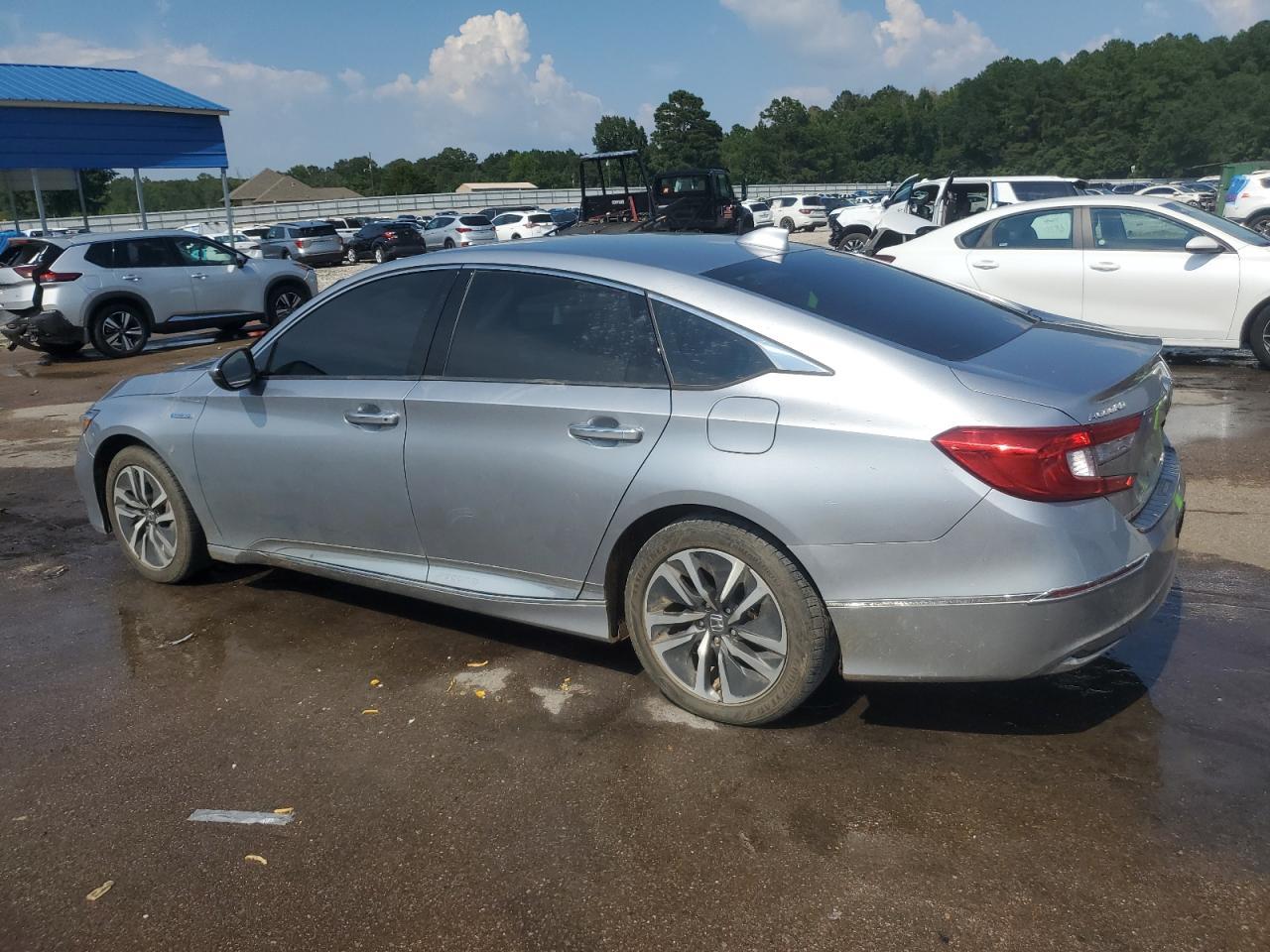 2018 Honda Accord Touring Hybrid - Фото 2