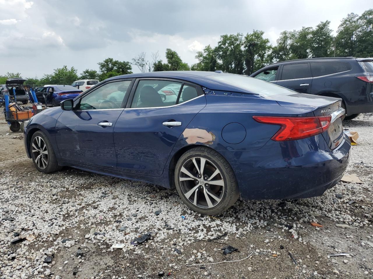 2017 Nissan Maxima 3.5S - Image 2