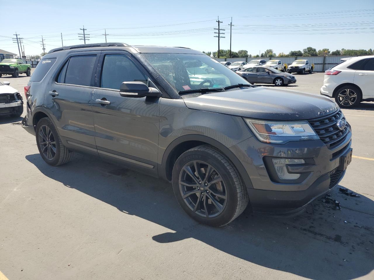 2017 Ford Explorer Xlt - Image 4