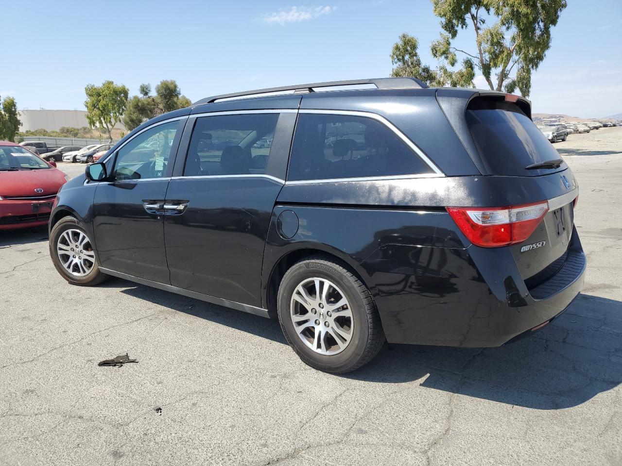2012 Honda Odyssey Ex - Image 2