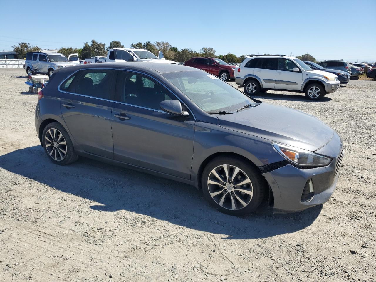 2018 Hyundai Elantra Gt - Image 4
