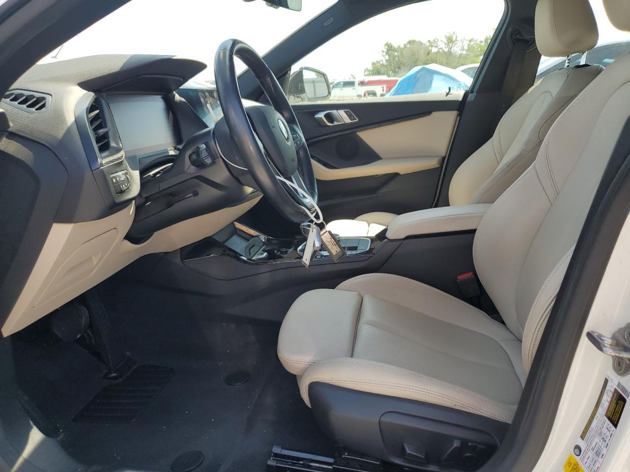2021 BMW 228I - Фото 7