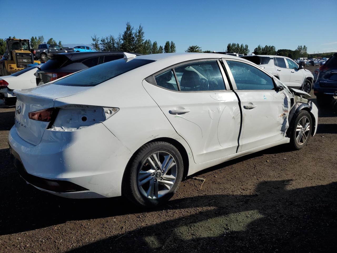 2019 Hyundai Elantra Sel - Image 3