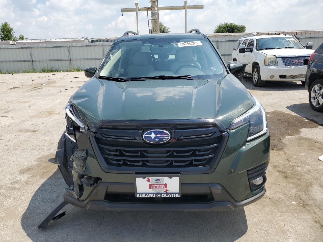 2022 Subaru Forester Premium - Фото 5