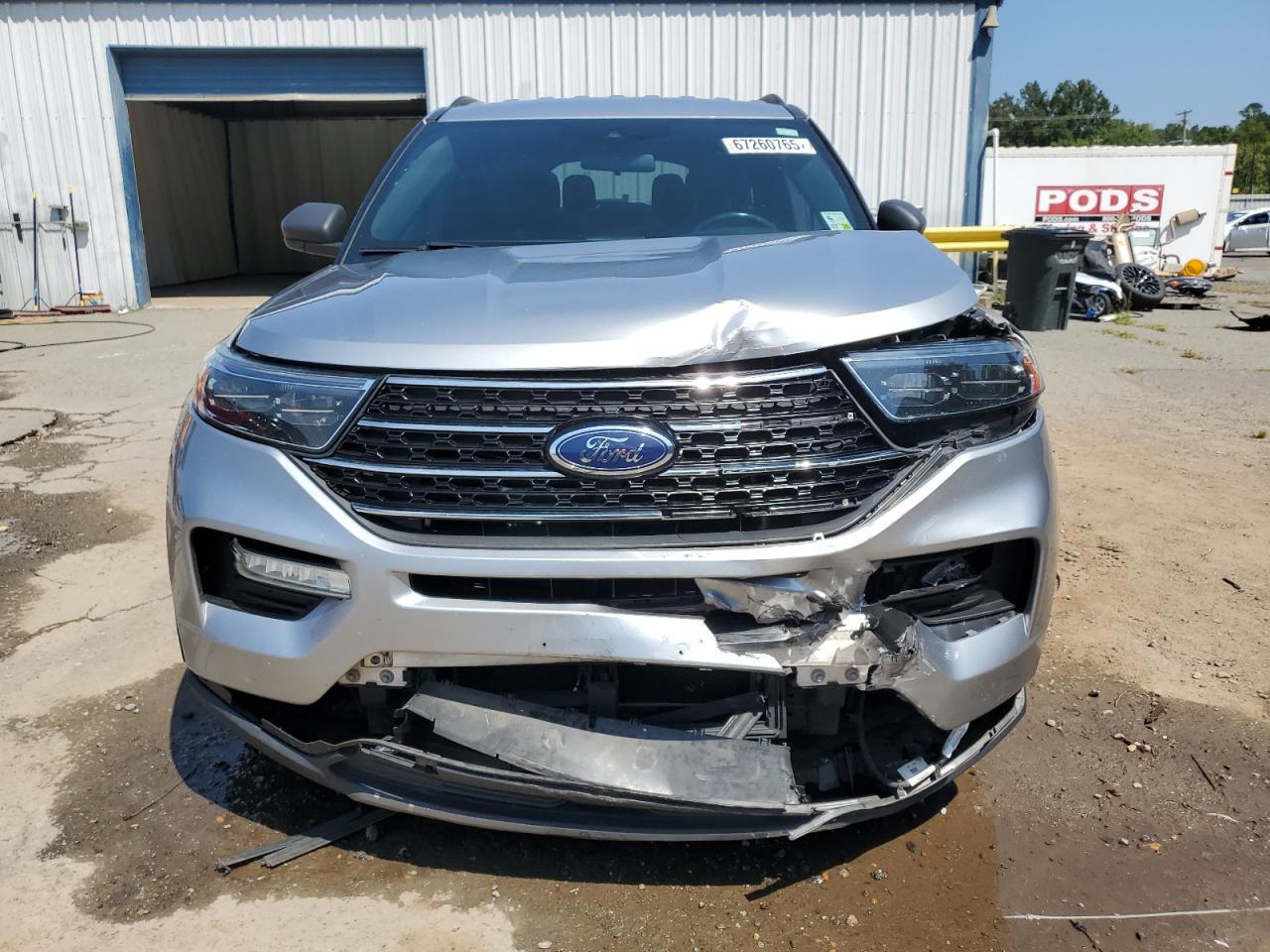 2020 Ford Explorer Xlt - Фото 5