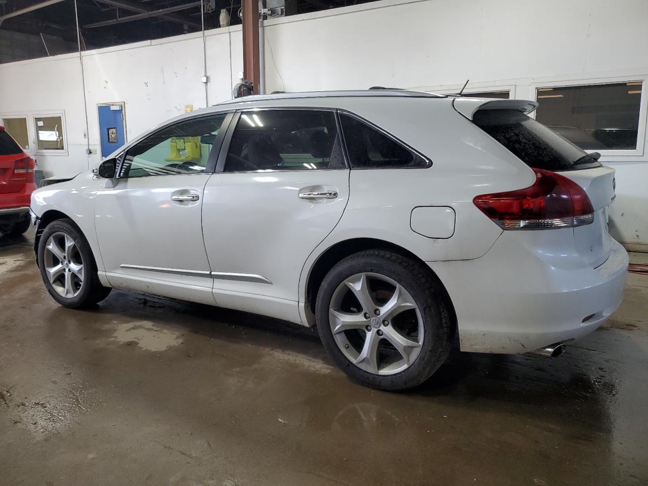 2013 Toyota Venza Le - Фото 2