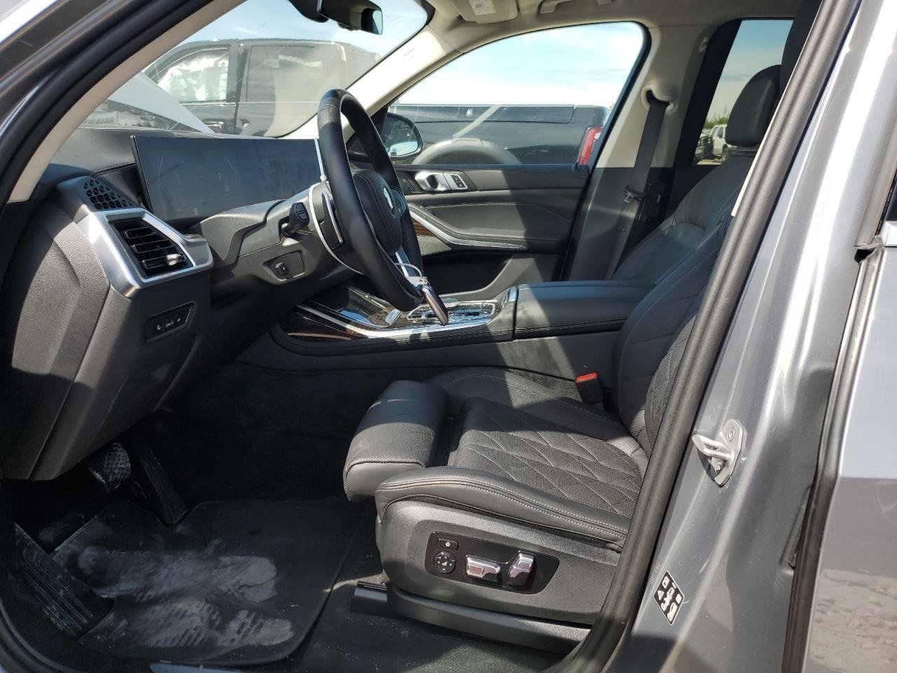 2025 BMW X7 xDrive40I - Фото 7