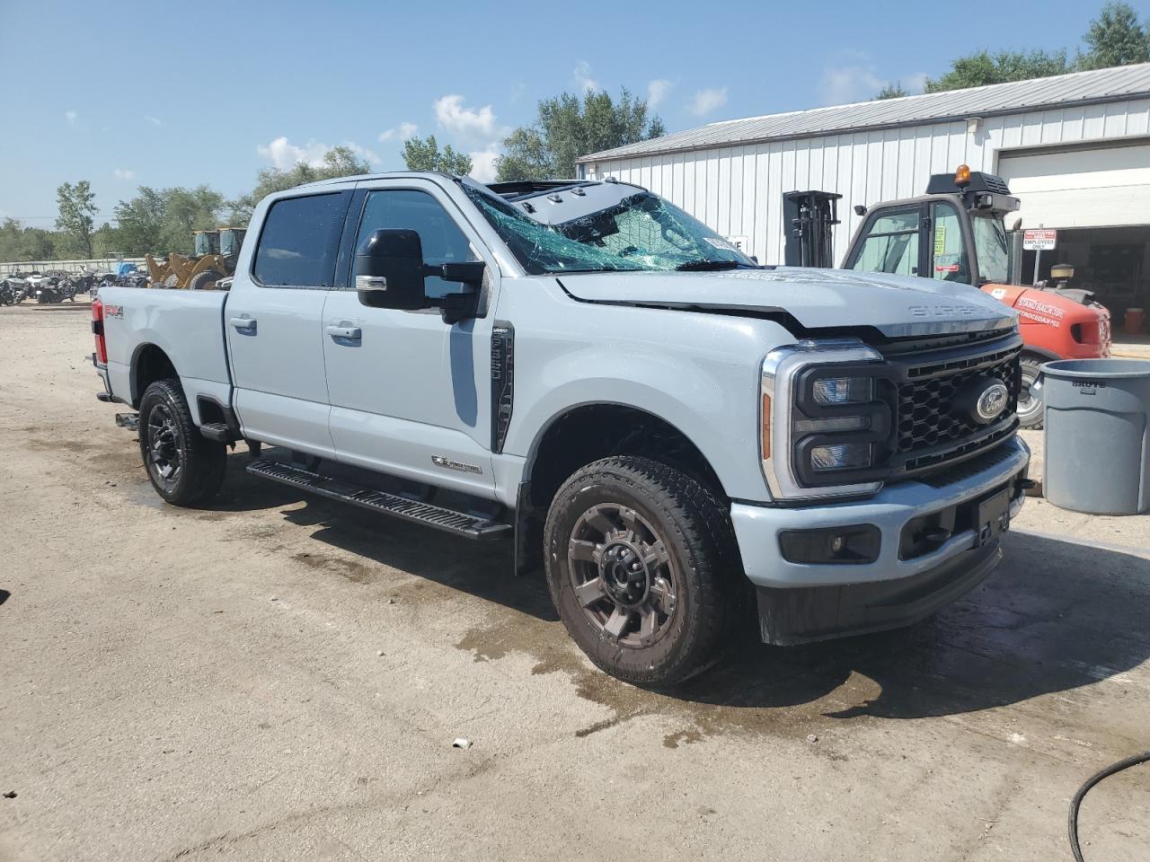 2024 Ford F350 Super Duty - Image 4