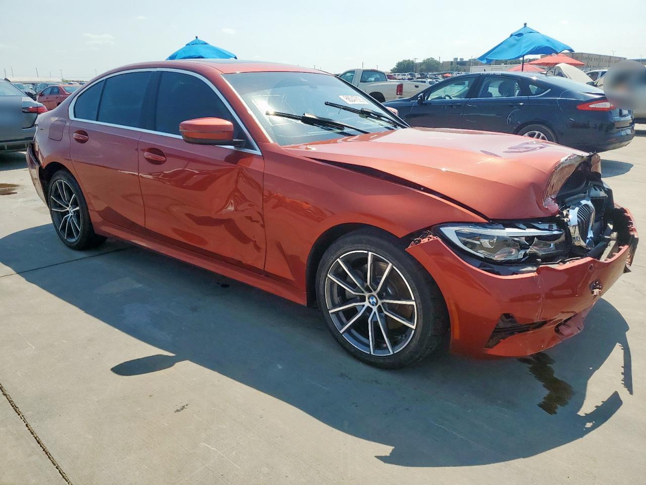 2019 BMW 330I - Фото 4