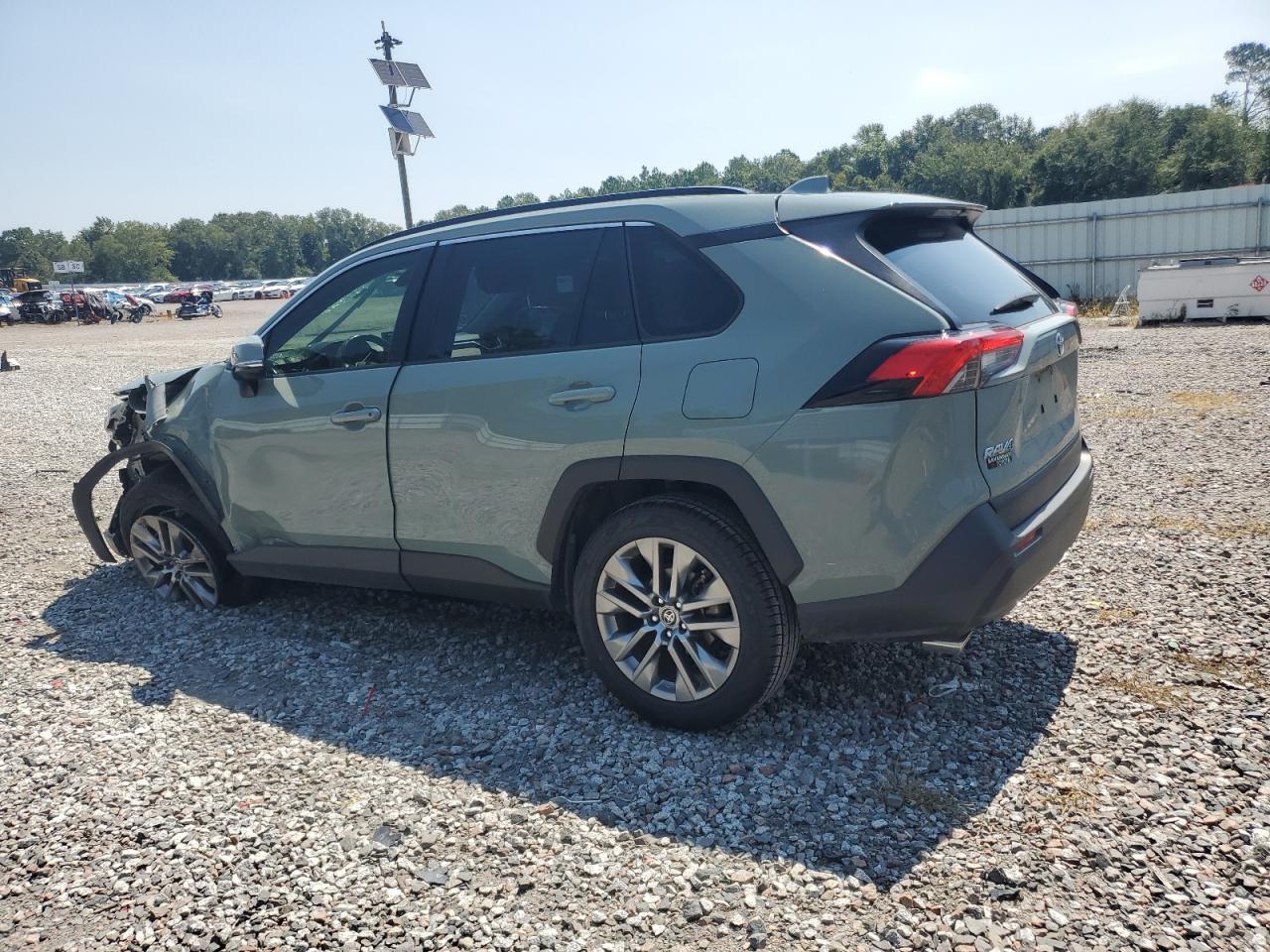 2022 Toyota Rav4 Xle Premium - Фото 2