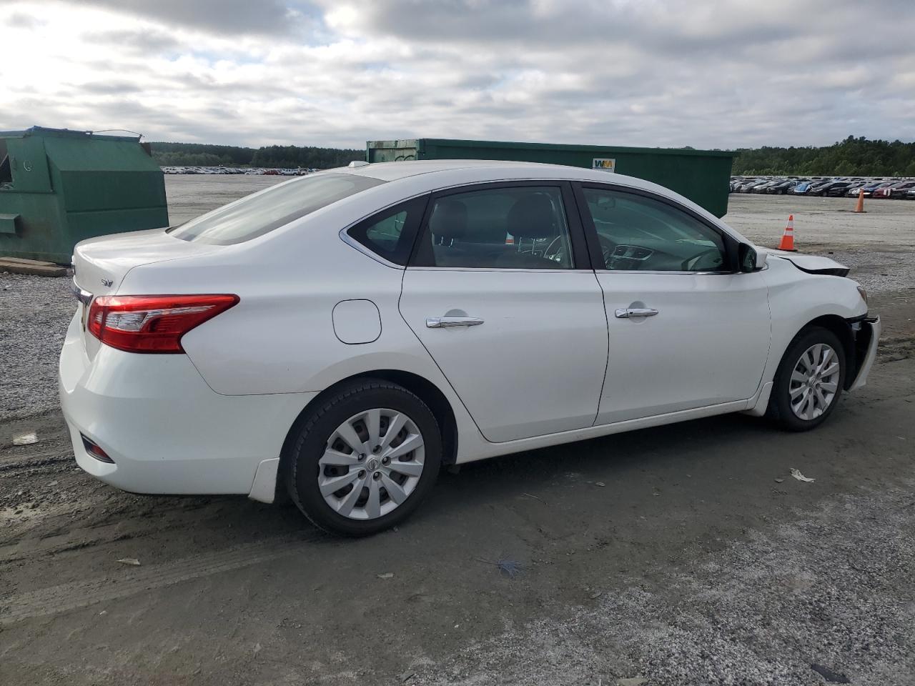 2017 Nissan Sentra S - Фото 3