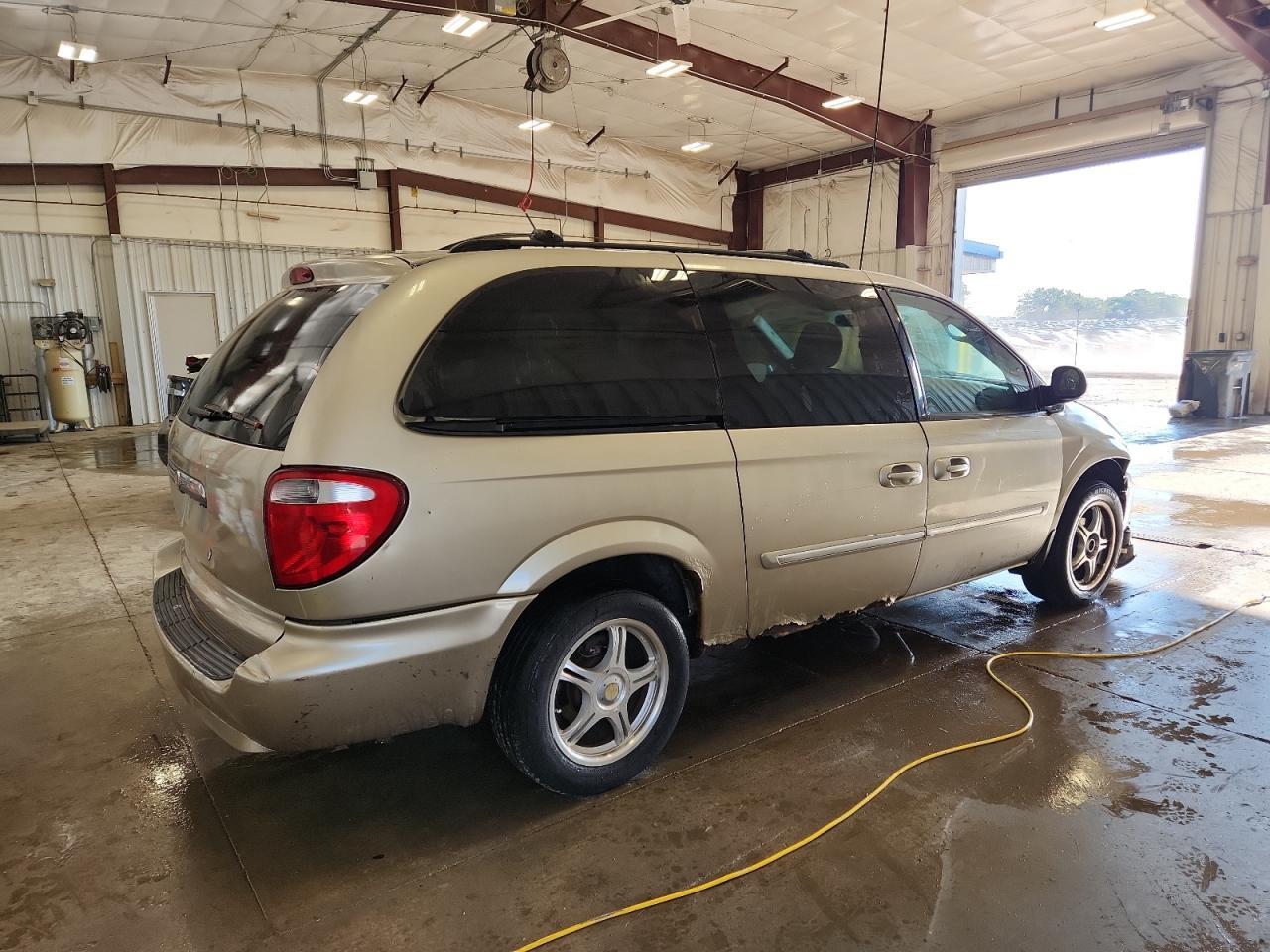 2007 Chrysler Town & Country Touring - Фото 3