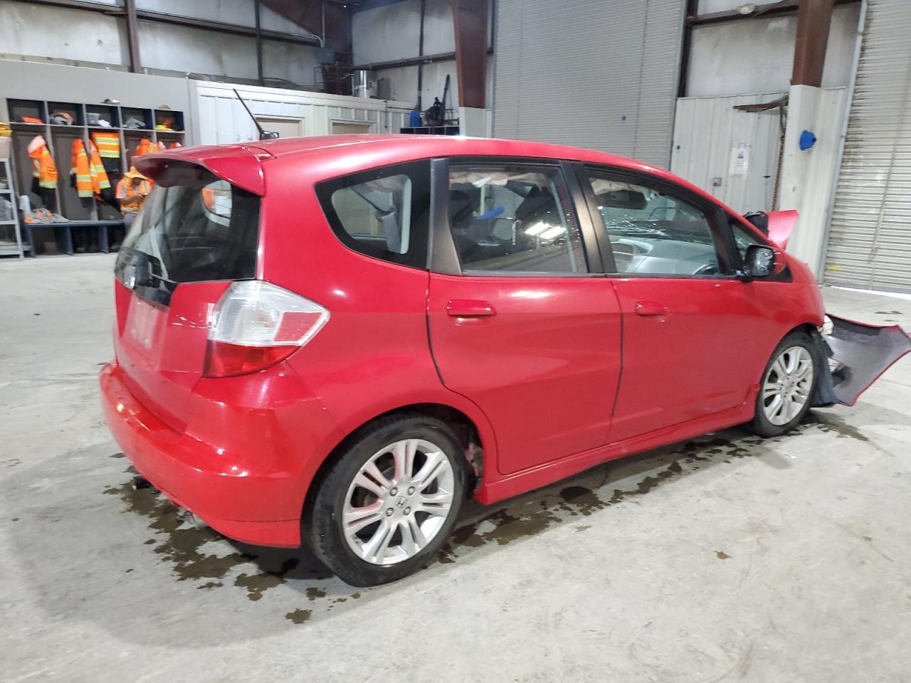 2011 Honda Fit Sport - Фото 3