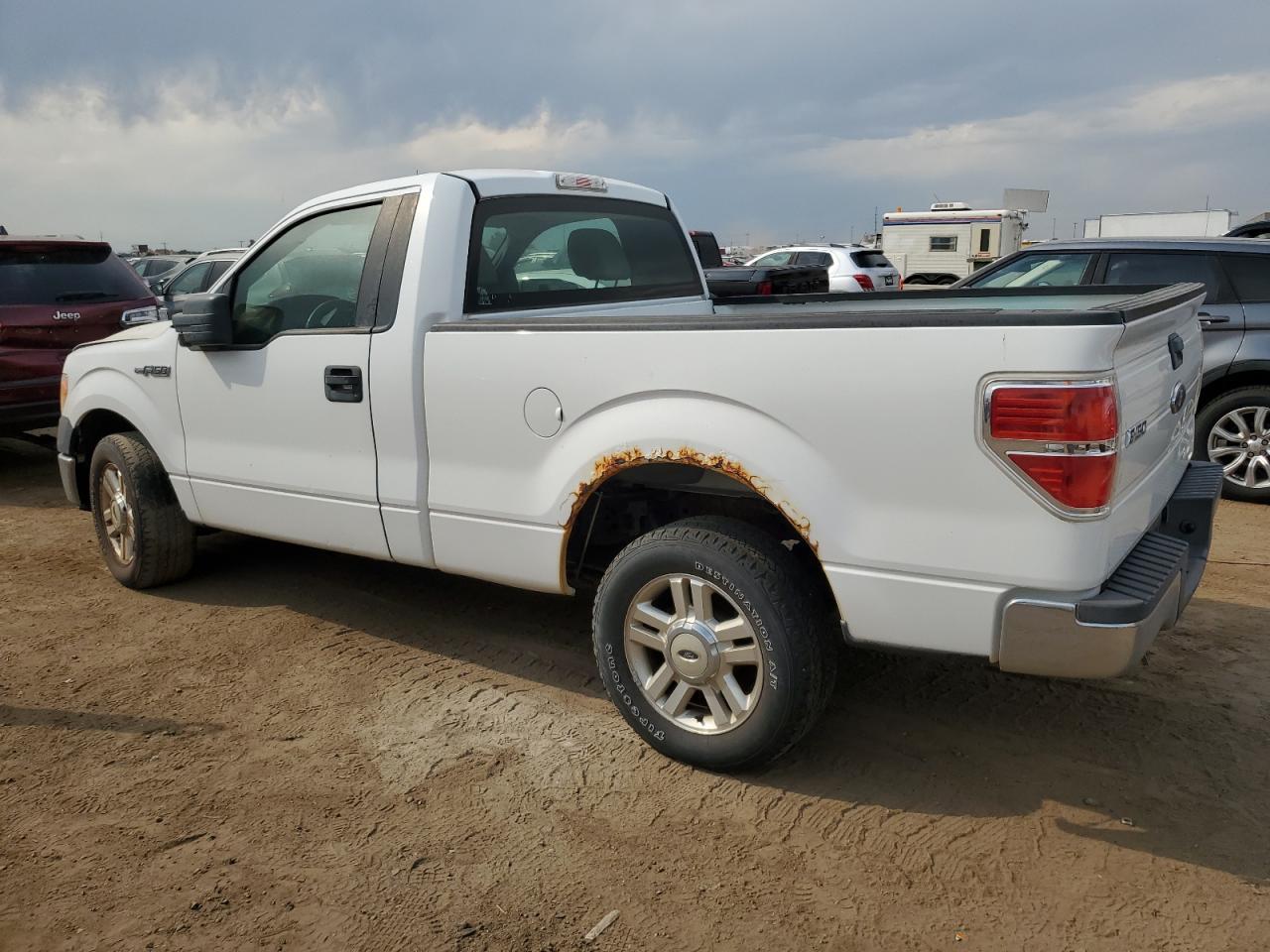 2009 Ford F150 - Фото 2