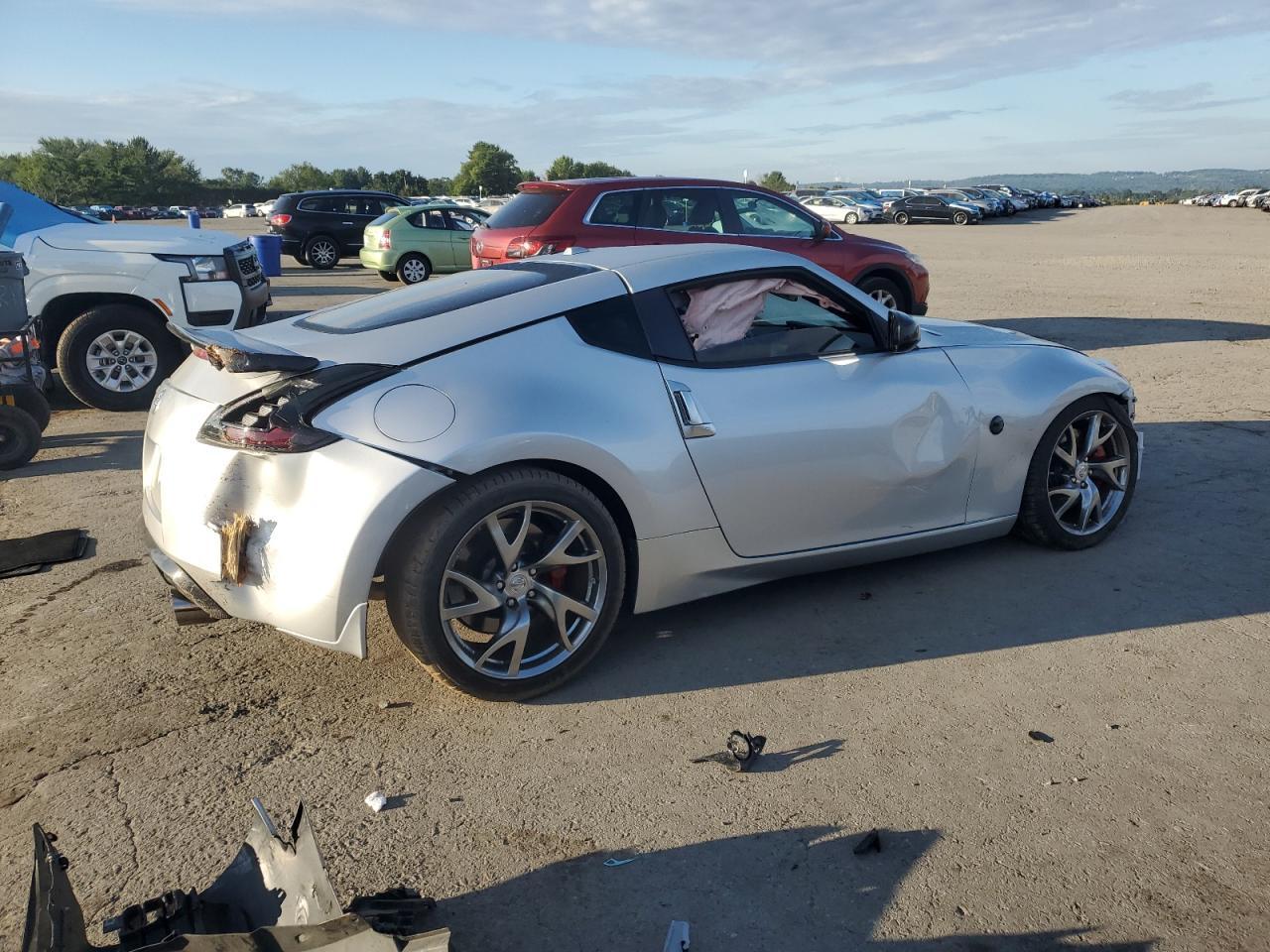 2014 Nissan 370Z Base - Image 3