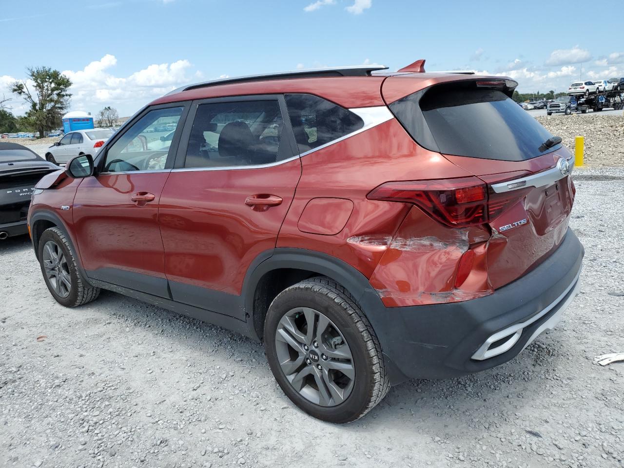 2021 Kia Seltos S - Фото 2