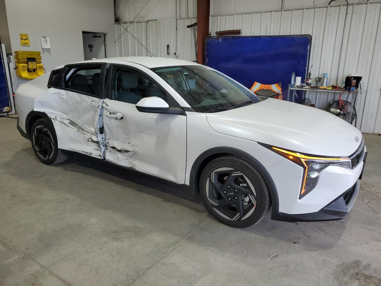 2025 Kia K4 Ex - Фото 4