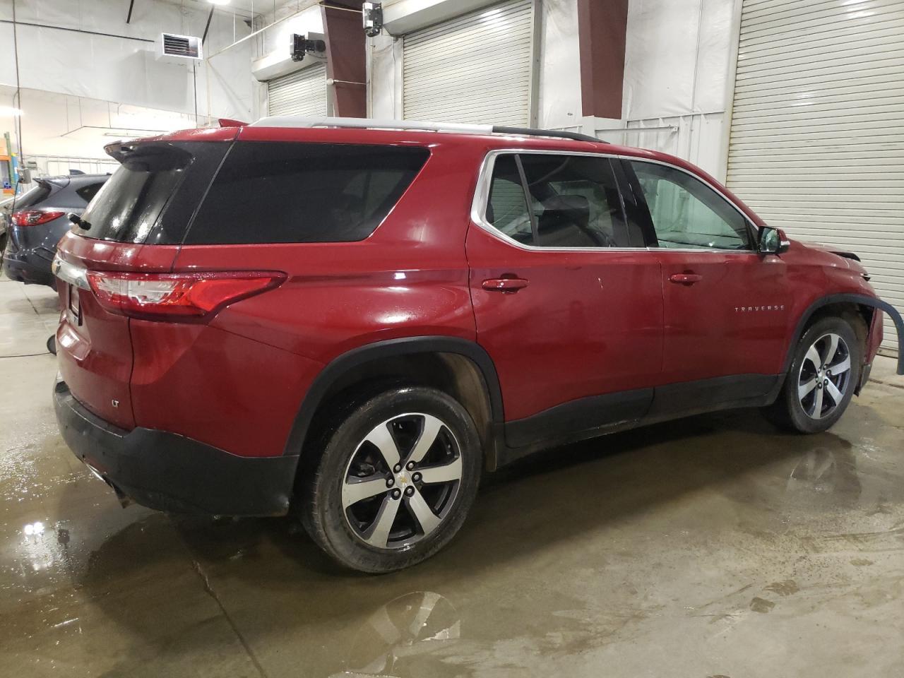 2018 Chevrolet Traverse Lt - Image 3
