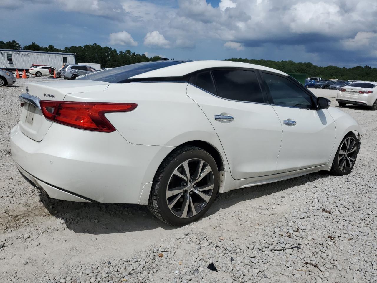 2018 Nissan Maxima 3.5S - Image 3