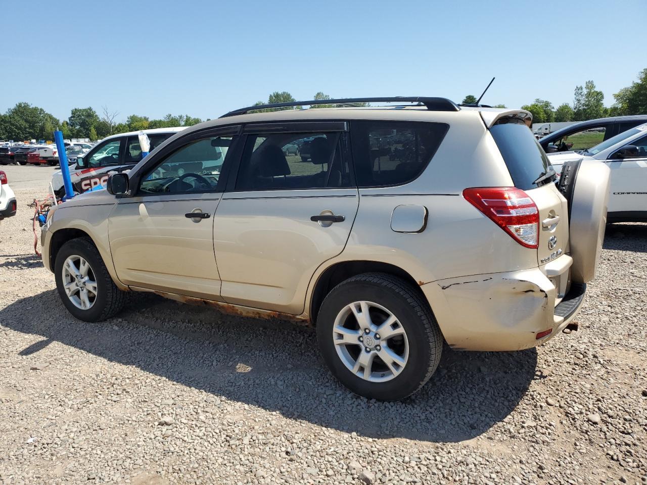 2010 Toyota Rav4 - Фото 2