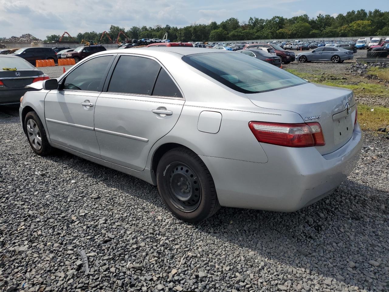2007 Toyota Camry Ce - Фото 2