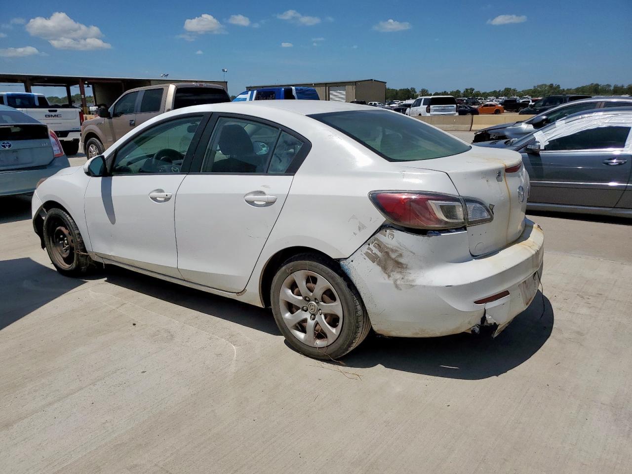 2012 Mazda 3 I - Фото 2
