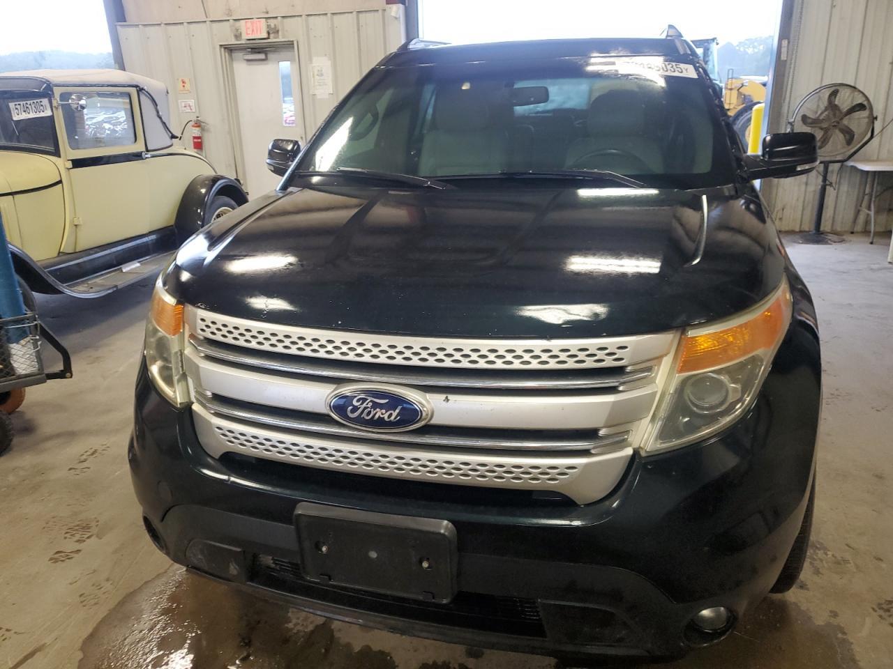 2014 Ford Explorer Xlt - Image 5