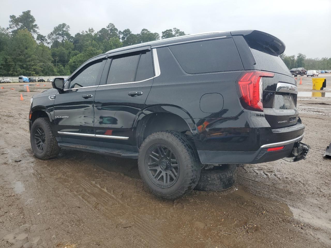 2021 GMC Yukon Slt - Фото 2