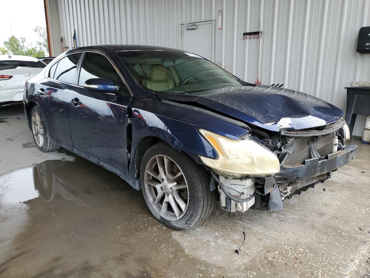 2009 Nissan Maxima S - Image 4