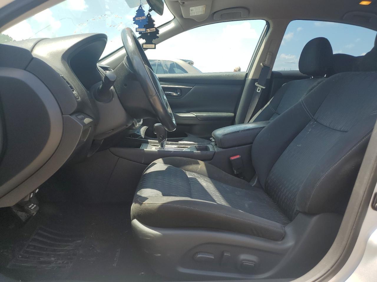 2017 Nissan Altima 2.5 - Фото 7