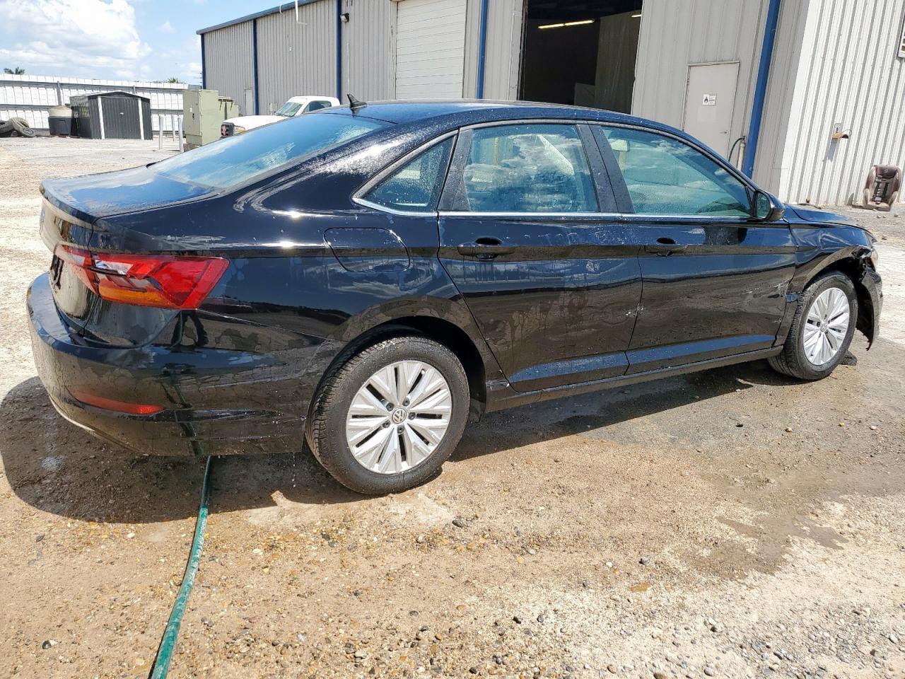 2019 Volkswagen Jetta S - Фото 3