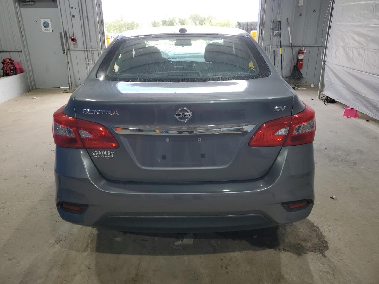 2019 Nissan Sentra S - Фото 6