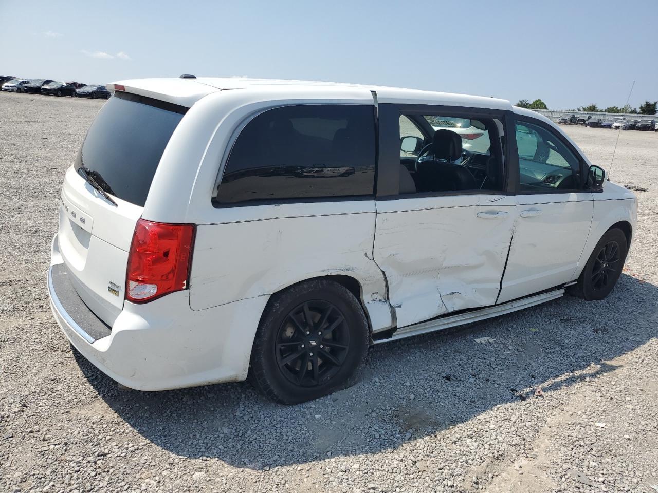 2019 Dodge Grand Caravan Gt - Image 3