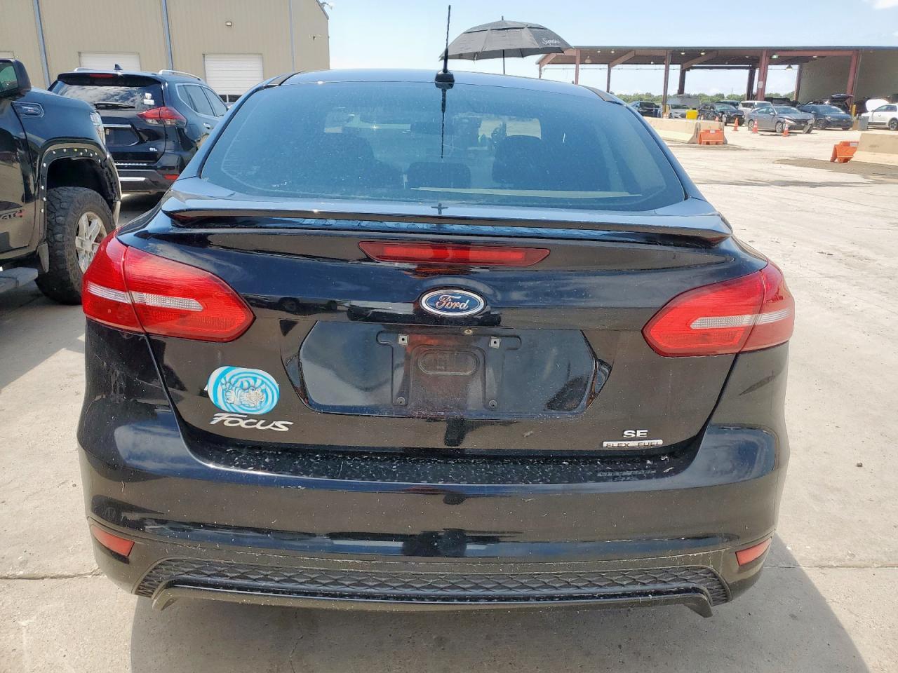 2016 Ford Focus Se - Image 6