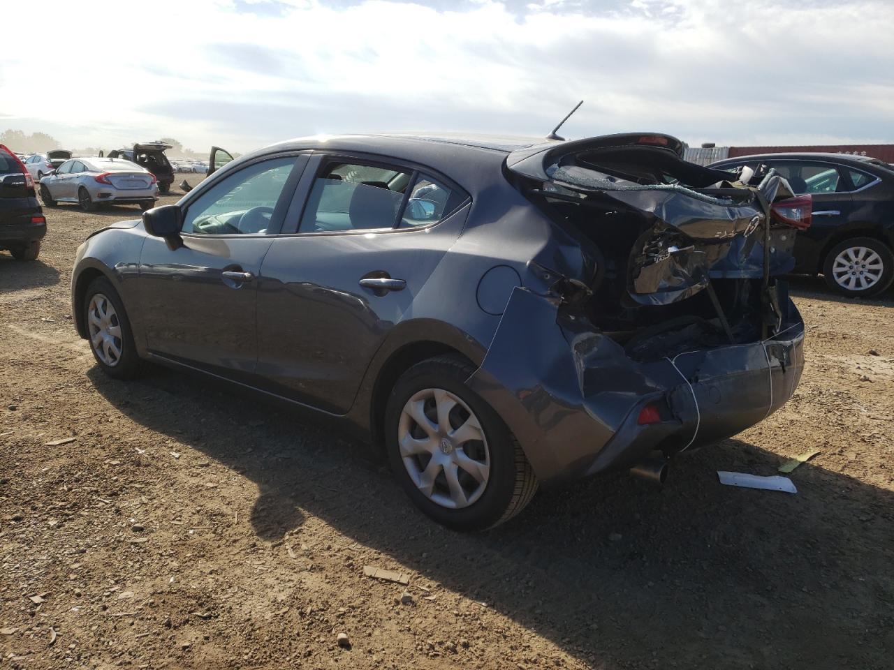 2015 Mazda 3 Sport - Фото 2