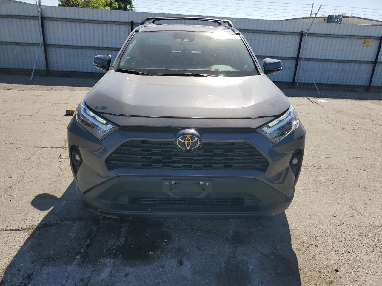 2023 Toyota Rav4 Xle Premium - Фото 5