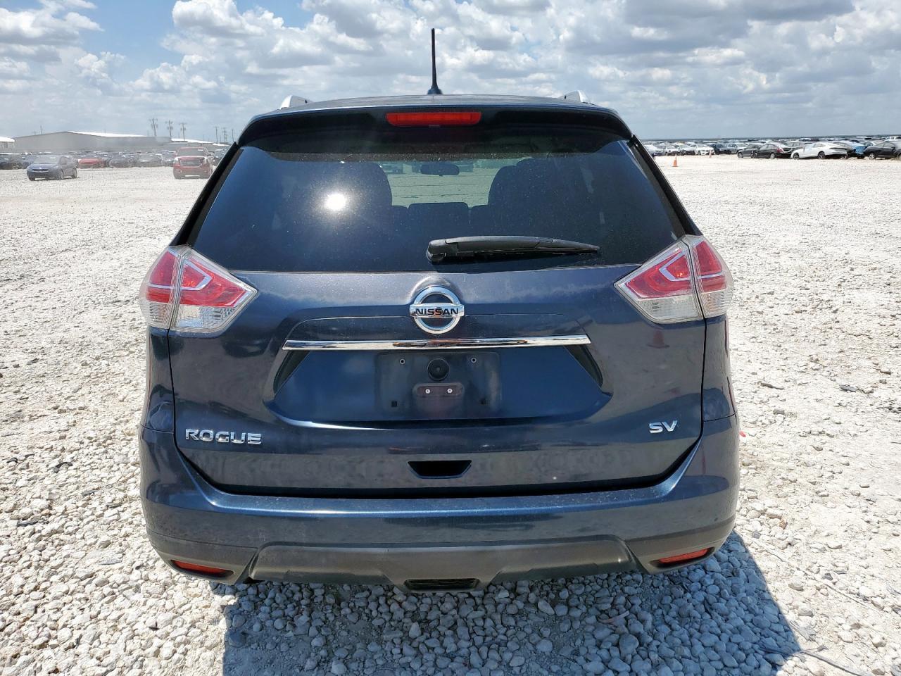 2015 Nissan Rogue S - Фото 6