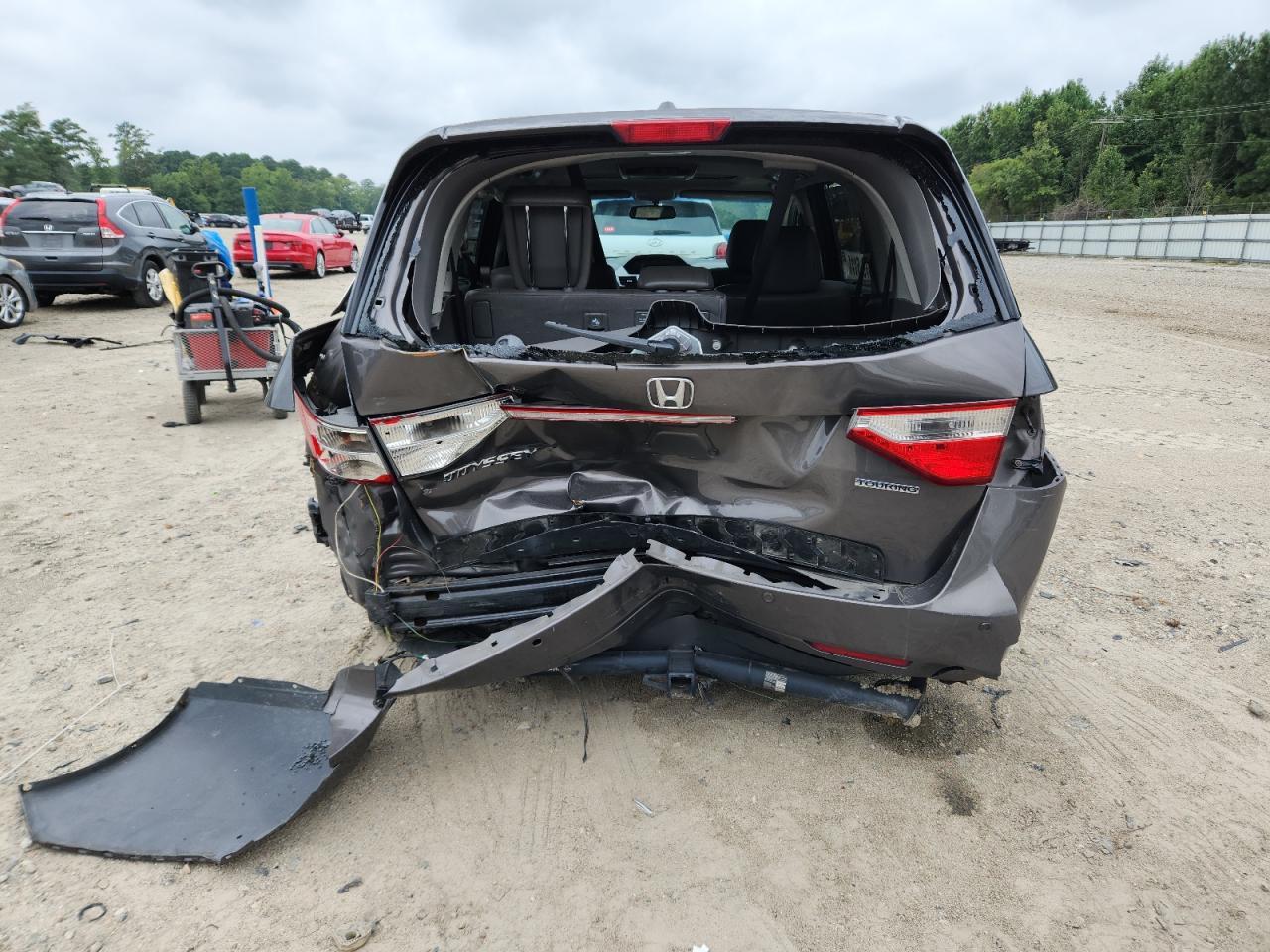 2012 Honda Odyssey Touring - Фото 6