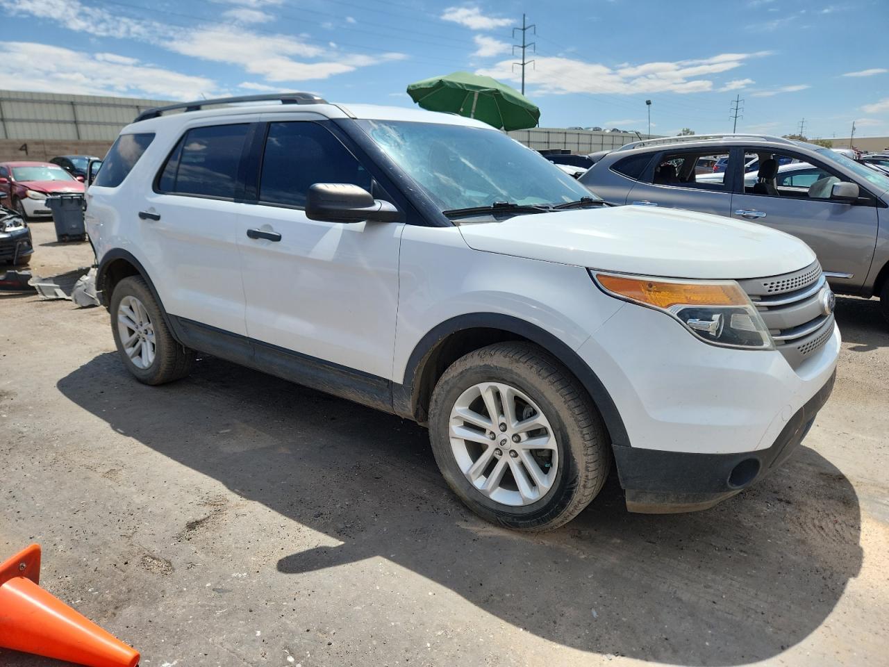 2015 Ford Explorer - Image 4