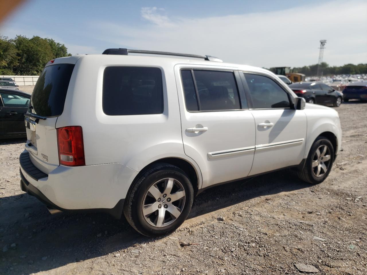 2013 Honda Pilot Touring - Image 3