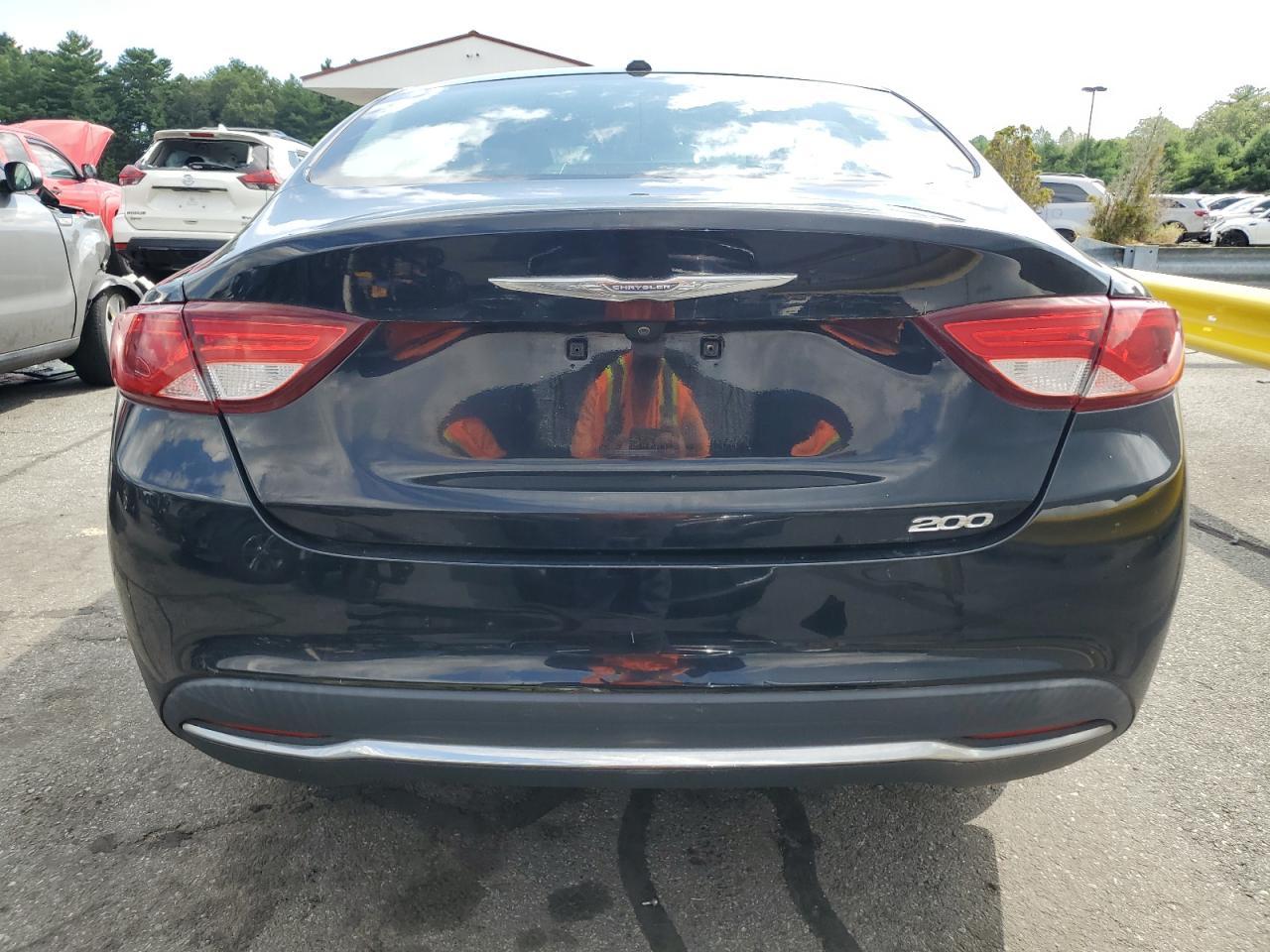 2016 Chrysler 200 Limited - Фото 6