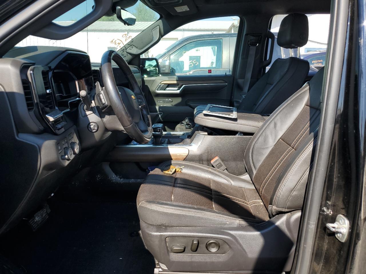 2025 Chevrolet Silverado K1500 High Country - Image 7