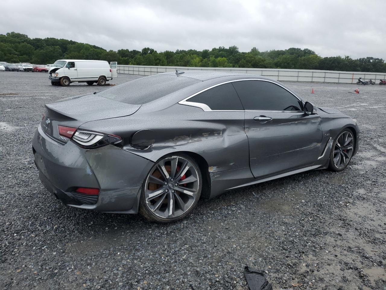 2018 Infiniti Q60 Red Sport 400 - Фото 3