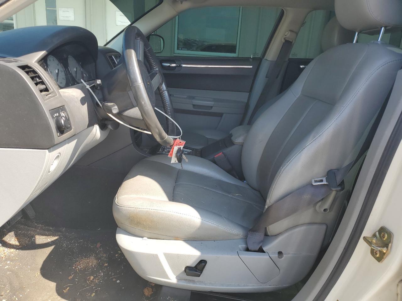 2006 Chrysler 300 Touring - Фото 7